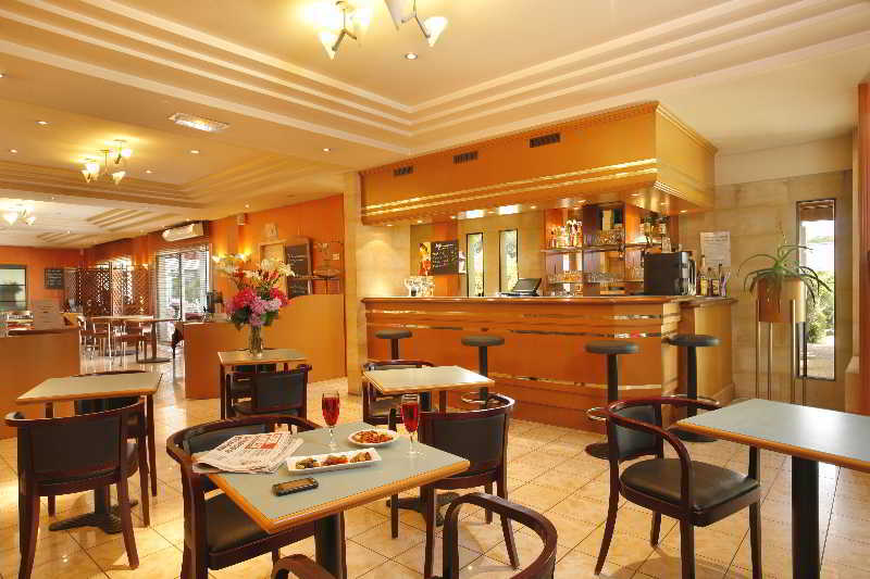 Hotel Grand Confort Le Moulin Rouge Terrasson Restaurante foto